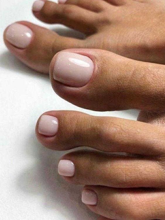COMPARING GEL NAIL STRIPS VS TRADITIONAL GEL NAILS: WHICH IS THE PERFECT FIT FOR YOUR STYLE? - Lehmani