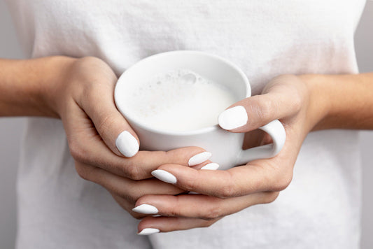 White glitter ombre nails: A dreamy look for any occasion