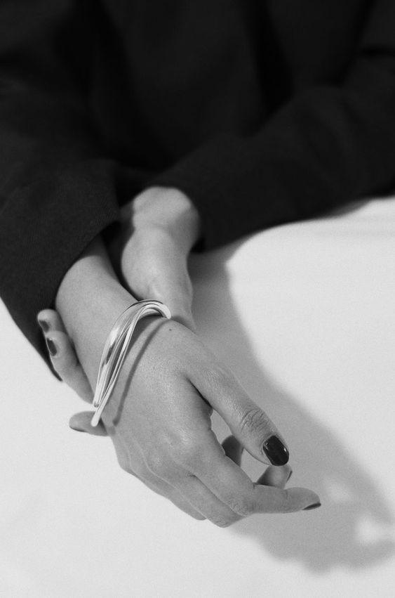 THE PERFECT TRAVEL COMPANION: GEL NAIL STRIPS - Lehmani