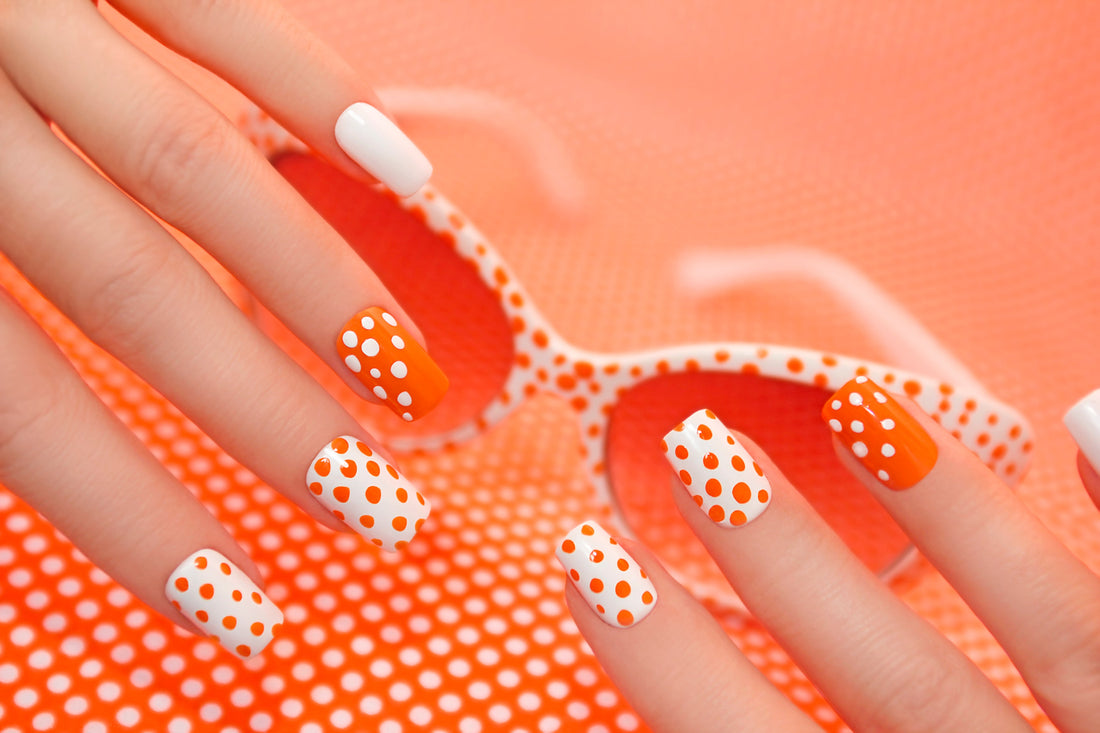 Polka dot nails