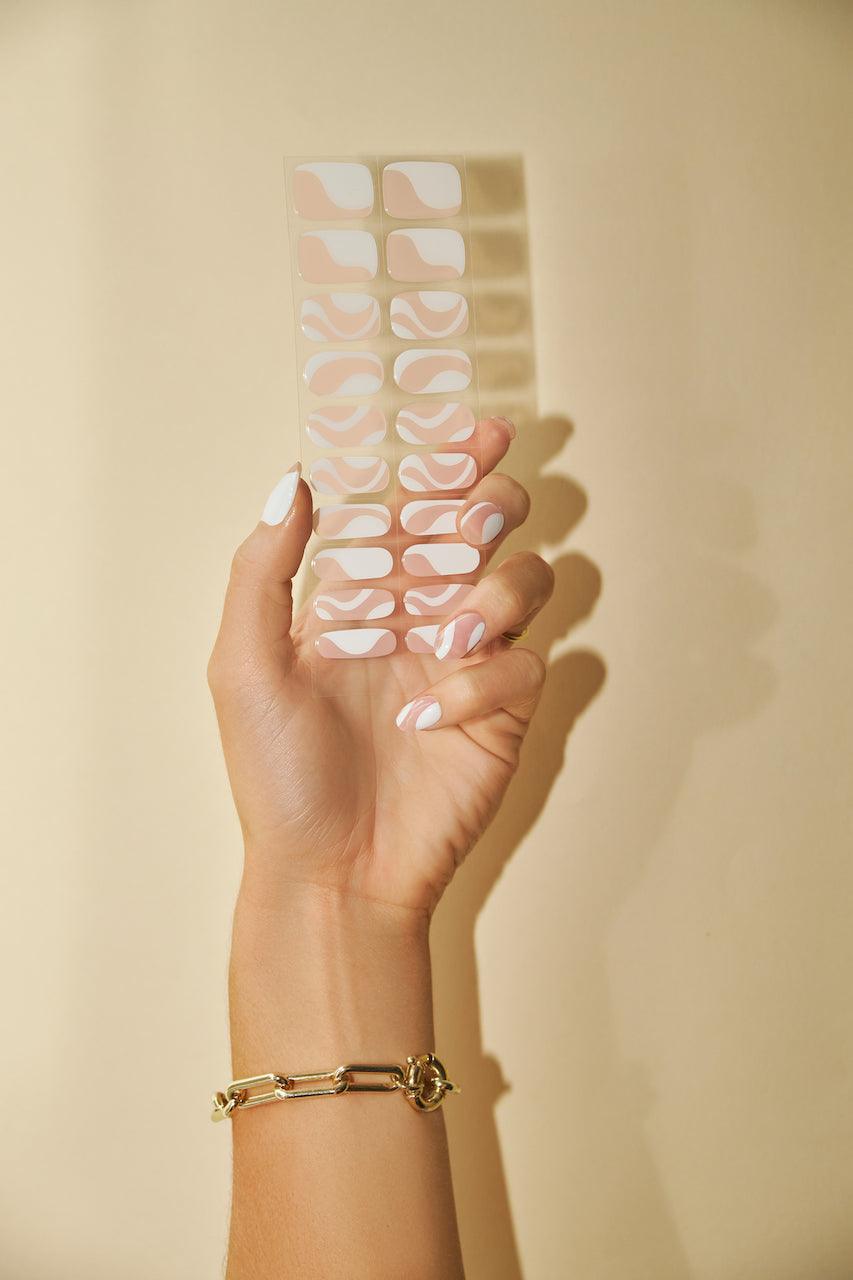 WHITE SWIRLS GEL NAIL STRIPS - Lehmani