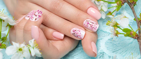 A Hint of Bloom at Your Fingertips: Floral Nails Welcoming the First Signs of Spring