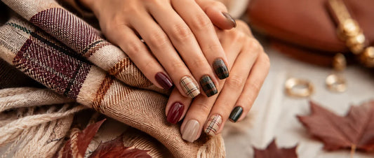 Preppy Plaid Nails to Welcome Autumn in Style