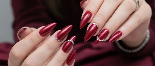 Stiletto nails: The bold, dramatic trend that never fades