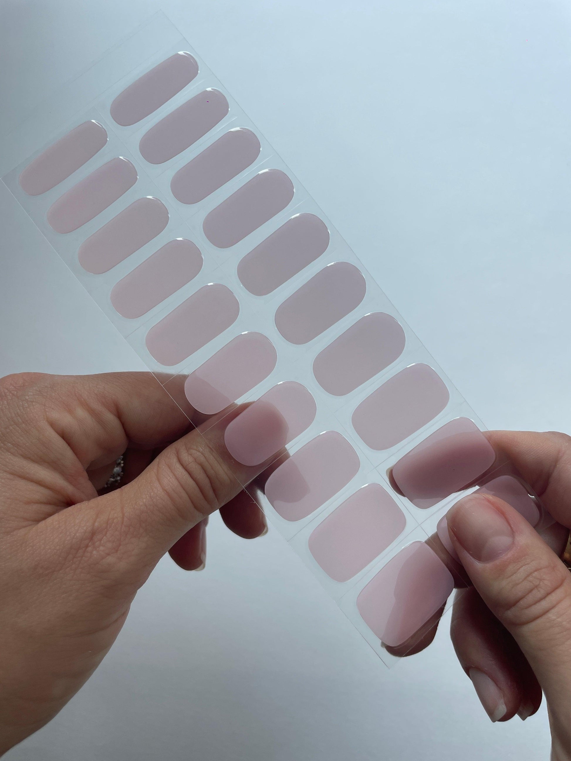 GLAZED PINK GEL NAIL STRIPS - Lehmani